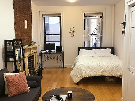 4th image of 118 W 3rd St APT 3b