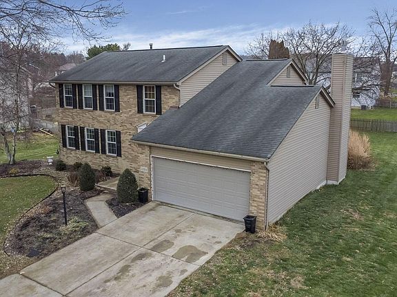 4th image of 12364 Woodsfield Cir E