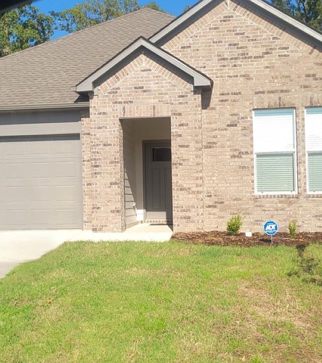 1st image of 620 Riley Ln