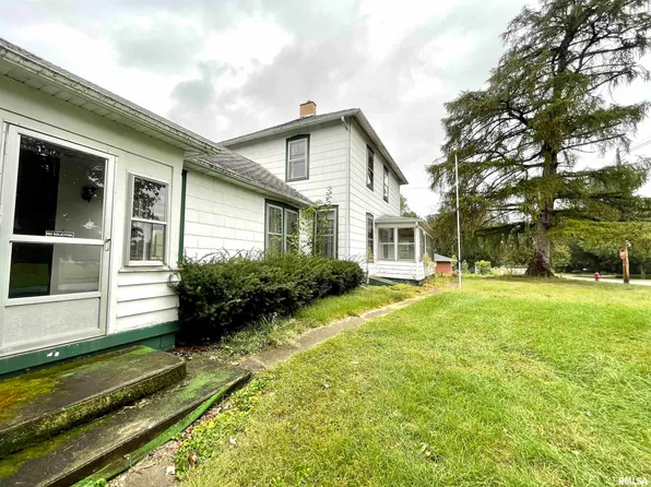 203 S Ida St, Lacon, IL 61540