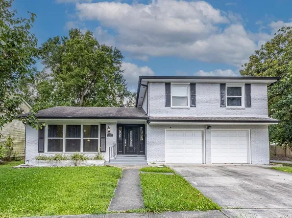 400 Westmeade Dr, Gretna, LA 70056