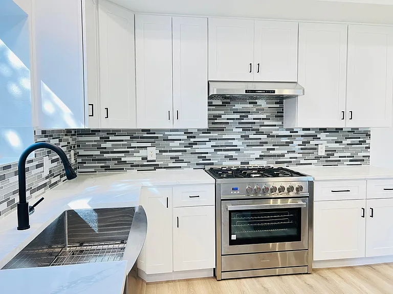 8021 Luling Ln — Photo 11