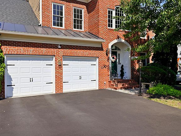 3rd image of 19167 Chartier Dr