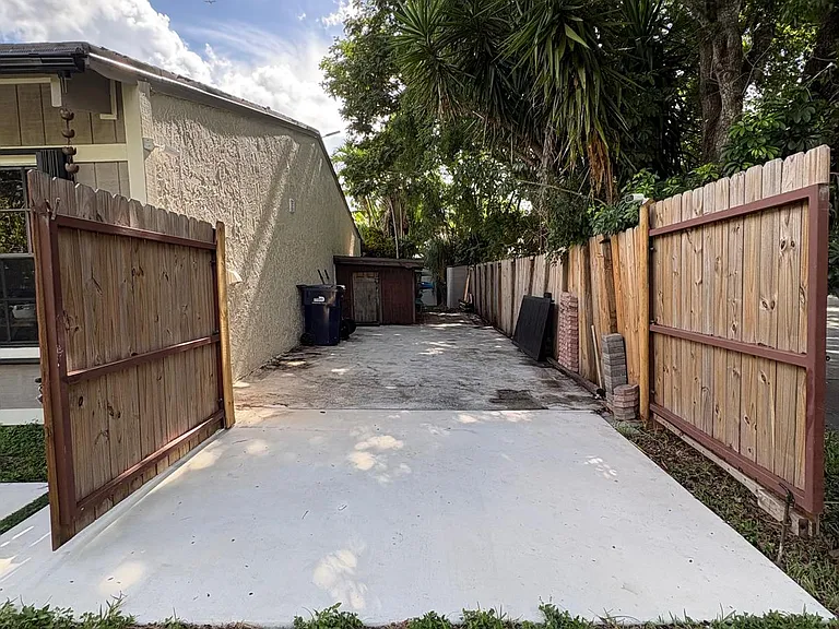 13560 SW 102nd Ln — Photo 29