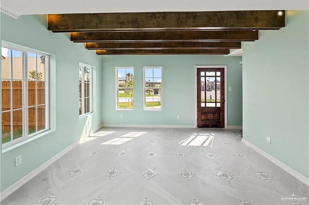 2 bed, 2.5 bath, 1058 sqft, $1,500 — Photo 3