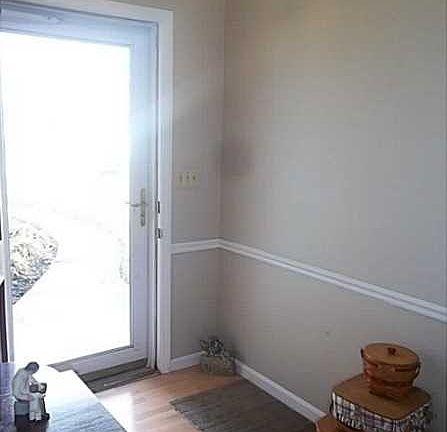 2nd image of 1863 Wilshire Dr
