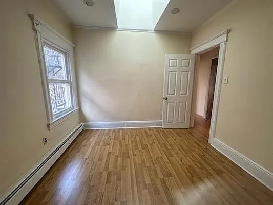 2 bed, 1100 sqft, $2,250 — Photo 2