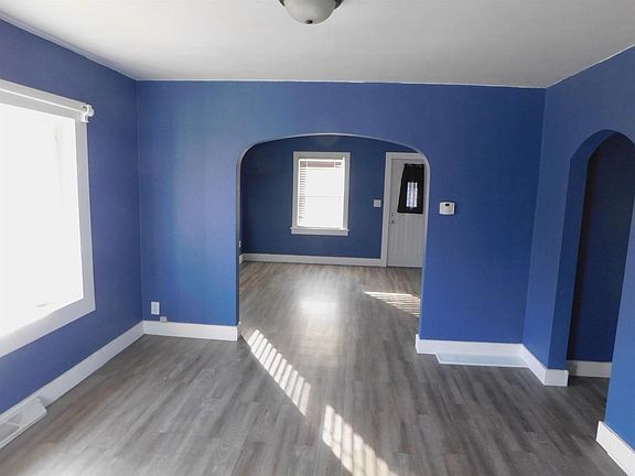 3rd image of 1025 Gerald Avenue