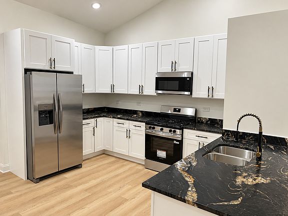 4th image of 602 Merrill Ave