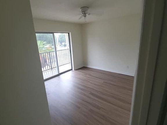5th image of 10725 Wilson St APT 10