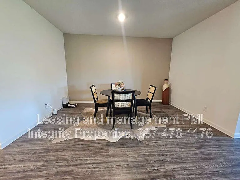 727 Lambot Ave — Photo 7