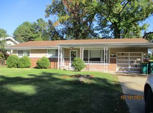 9738 Cambria Dr, Saint Louis, MO