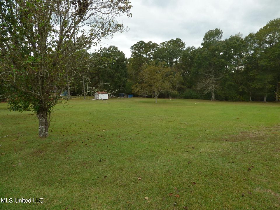 2nd image of 501A Comanche Dr
