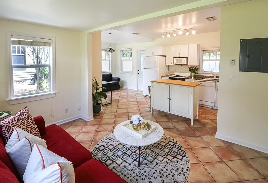 808 1/2 Flamingo Dr — Photo 2