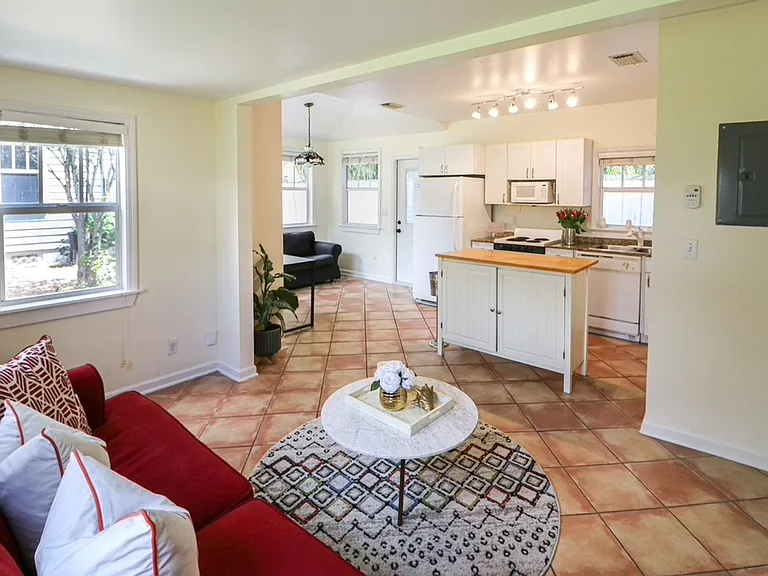 808 1/2 Flamingo Dr — Photo 2