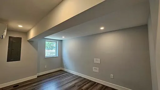 618 Tewkesbury Pl NW — Photo 14