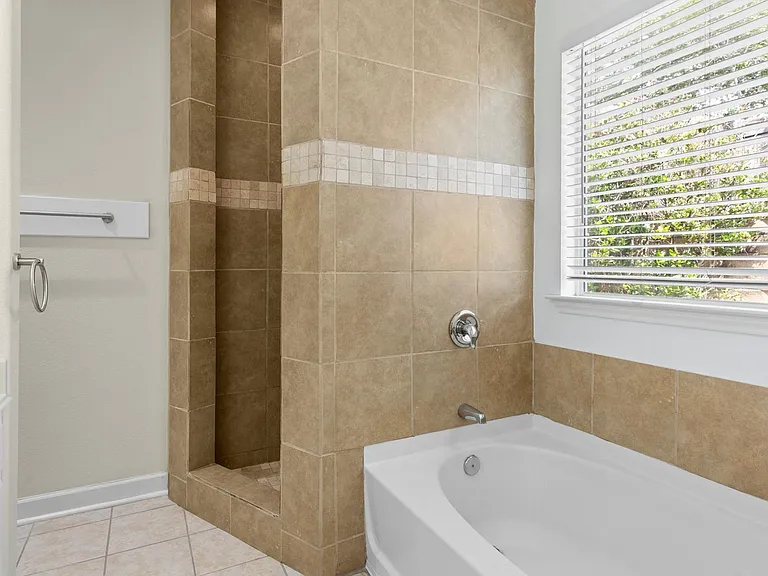 6730 Nora Vista Way — Photo 13