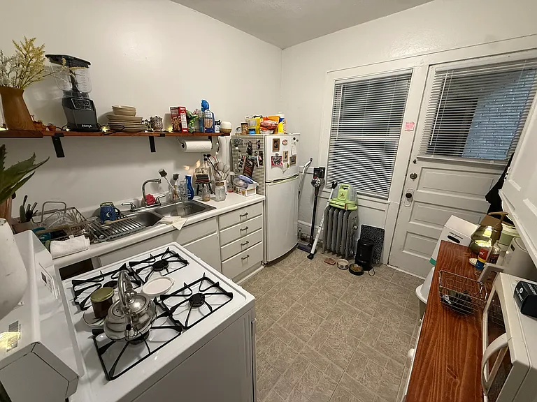 1577 Ashland Ave #4 — Photo 7
