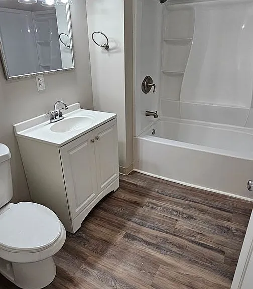 Amoskeag Apartments — Photo 11