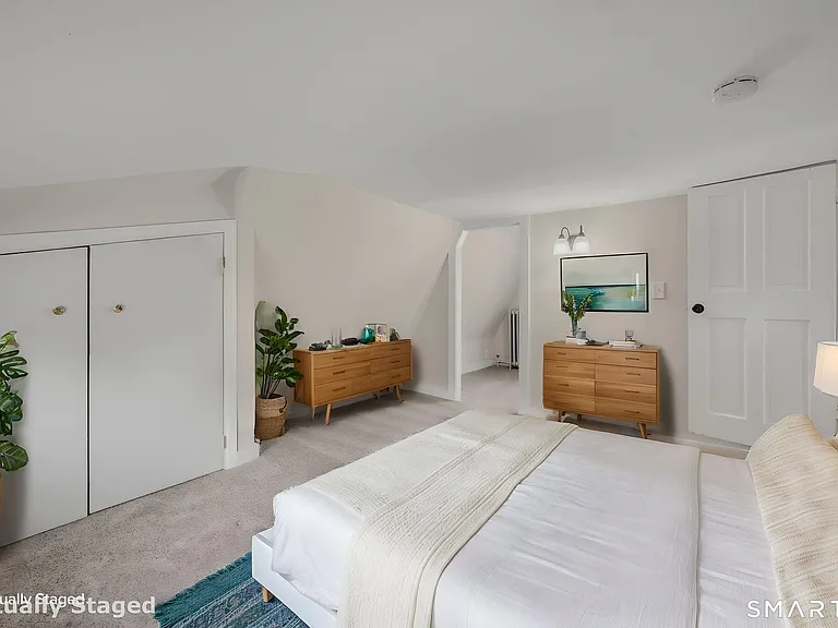 115 Pequot Ave — Photo 32