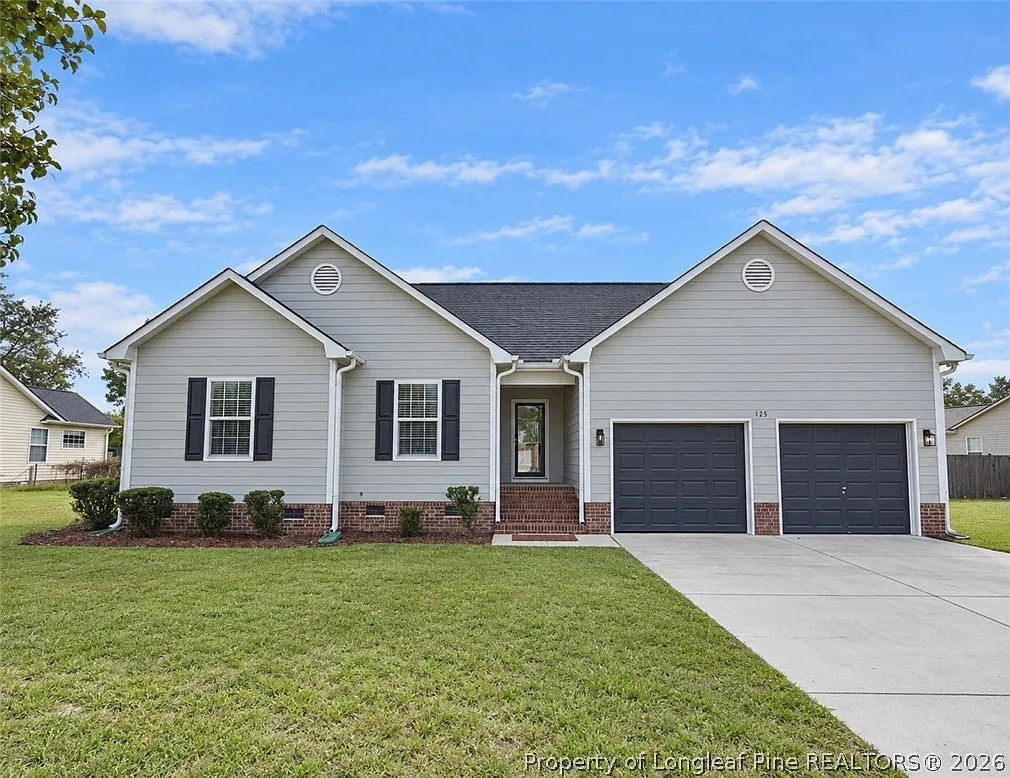 3 bed, 2.0 bath, 1572 sqft, $1,750 — Photo 1