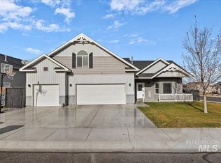 449 Feather Ave, Twin Falls, ID 83301