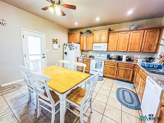 5th image of 1018 Countryside St