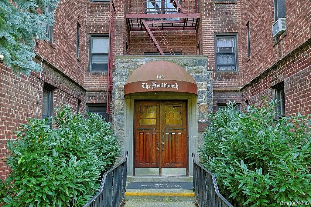 1 bed, 1.0 bath, 850 sqft, $2,950 — Photo 1