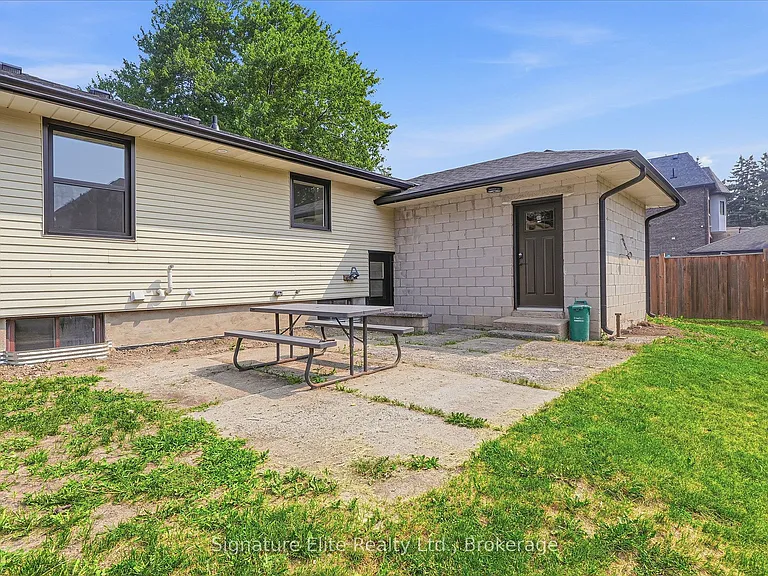 189 Duncan Rd — Photo 33