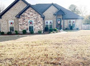 205 Crest Loop Rd, Clanton, AL 35045