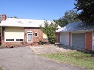 3500 Bona Villa Dr, Muskogee, OK 74403