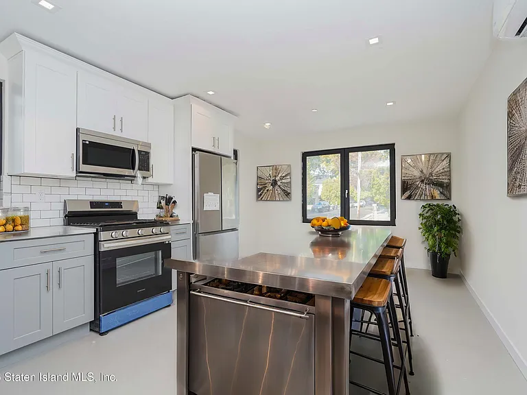 19-23 Foster Rd — Photo 15