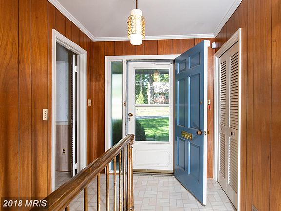 4th image of 5017 Kingston Dr