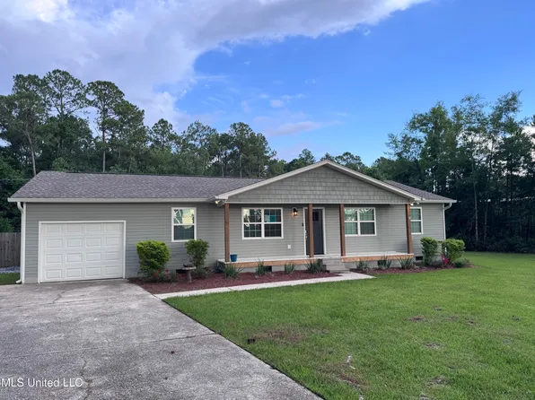 13100 Lorraine Rd, Biloxi, MS 39532
