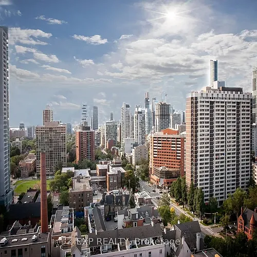 10 Huntley St #1401 Photo 1