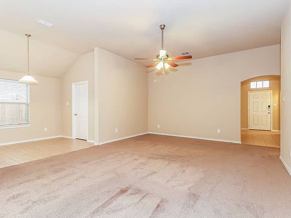 3rd image of 6612 Sierra Madre Dr