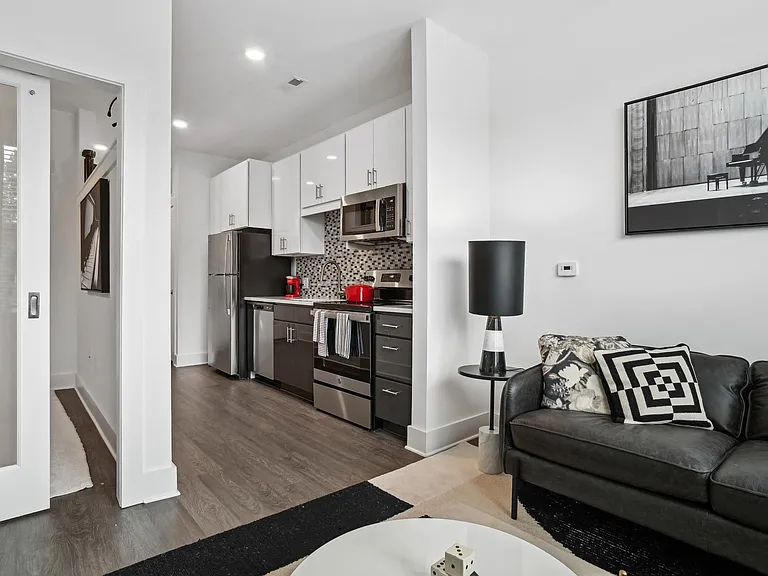 Link Apartments Mint Street — Photo 17