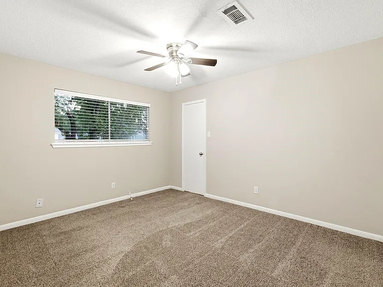 6307 Jadecrest Dr — Photo 39