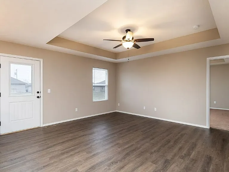 852 S Waco Ave — Photo 5