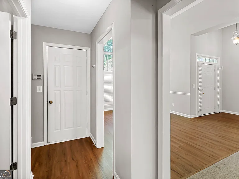 15 Abby Ct — Photo 30