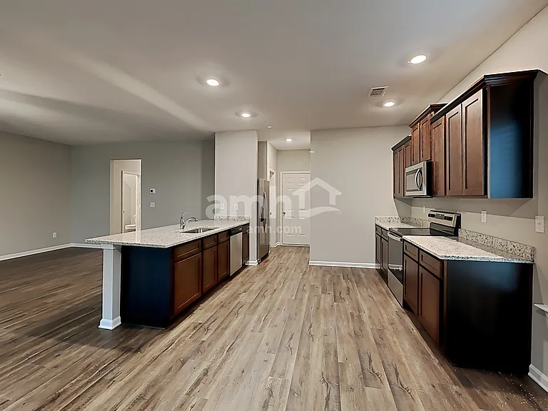 605 Gleaner Way — Photo 3