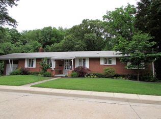 1860 Evergreen Ave, Alton, IL 62002