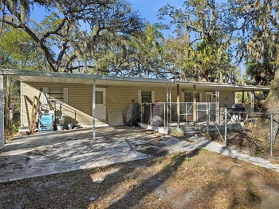 5th image of 9239 Ottawa St