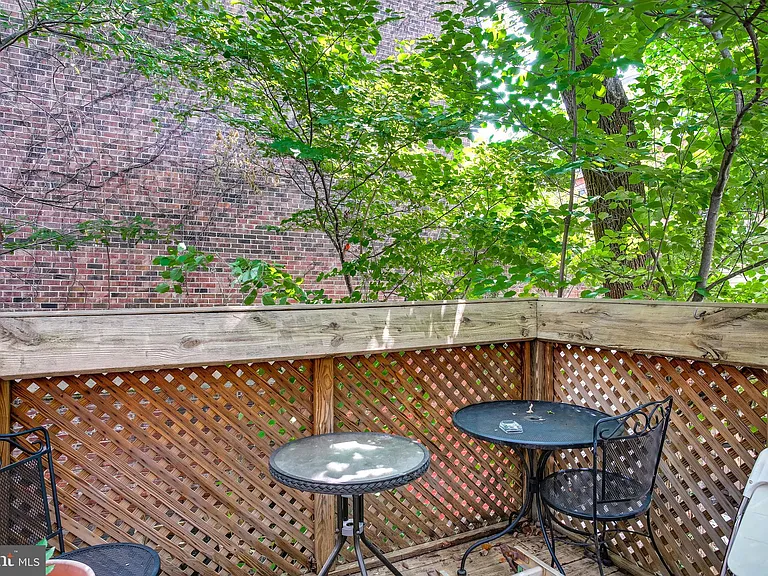 1211 33rd St NW #1 — Photo 18