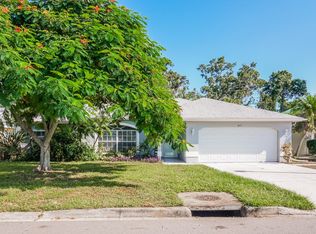 2870 56th Avenue Cir E, Bradenton, FL 34203