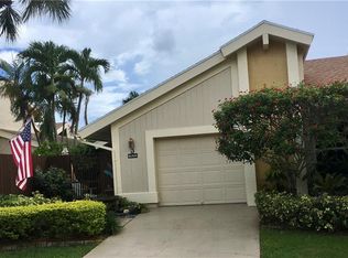 7632 Sierra Dr W, Boca Raton, FL 33433