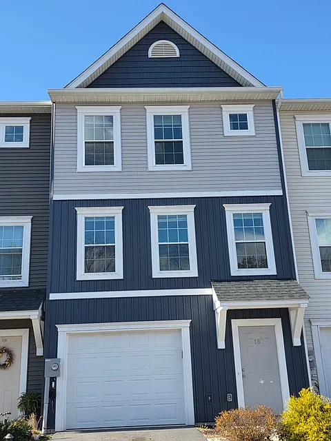 3 bed, 2.5 bath, 1754 sqft, $1,850 — Photo 1