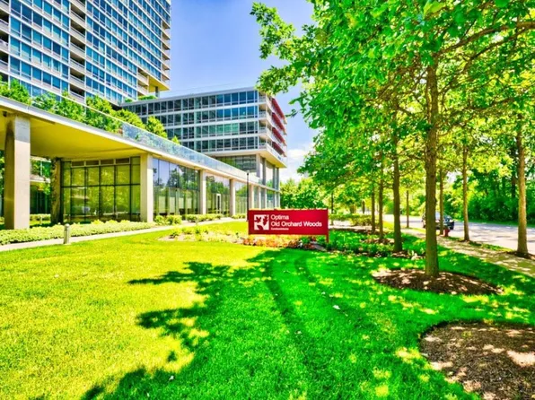 9715 Woods Dr, Skokie, IL 60077