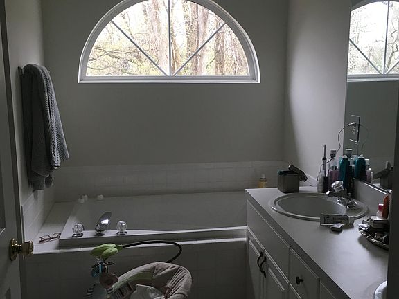 Master Bath Room