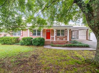 2851 Mobley Dr, Dacula, GA 30019